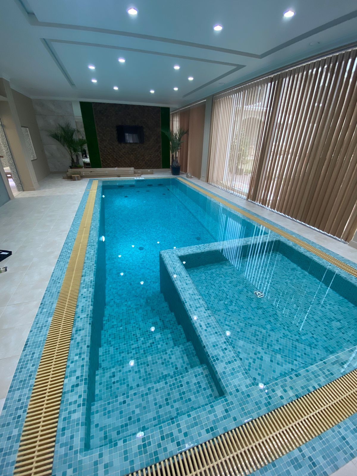 Мозаика 202 серия Pools